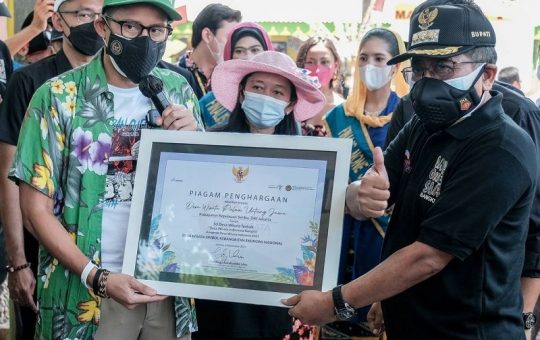 Pulau untung (2)